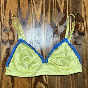 Parade Women's Radiant Flutter Triangle Bralette yellow/blue lace size medium
